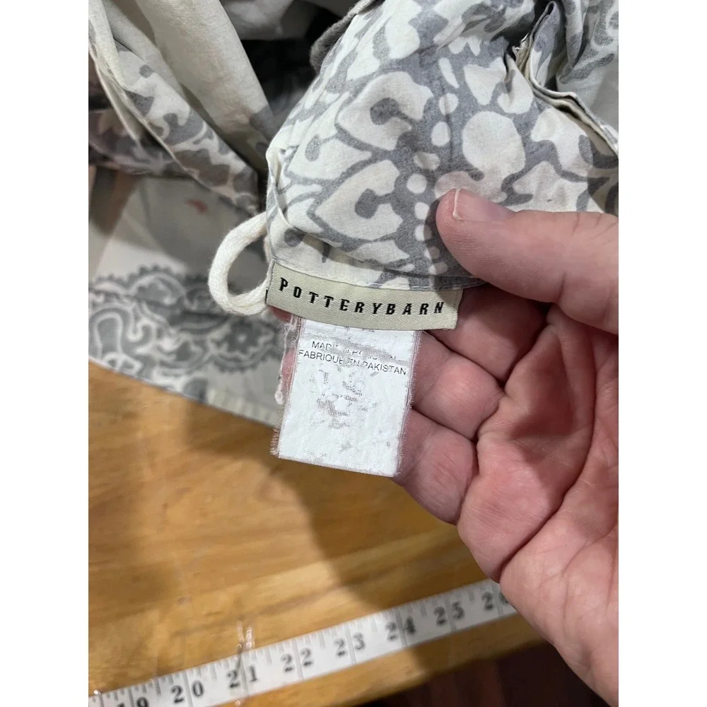 Pottery Barn King Duvet Cover 2 Euro Shams Gray White Damask Medallion Cotton